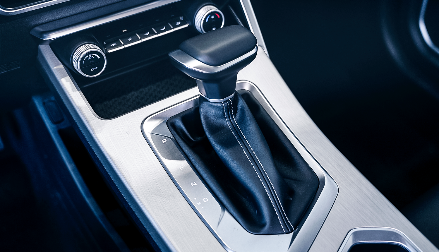 Caja de cambios de auto Geely