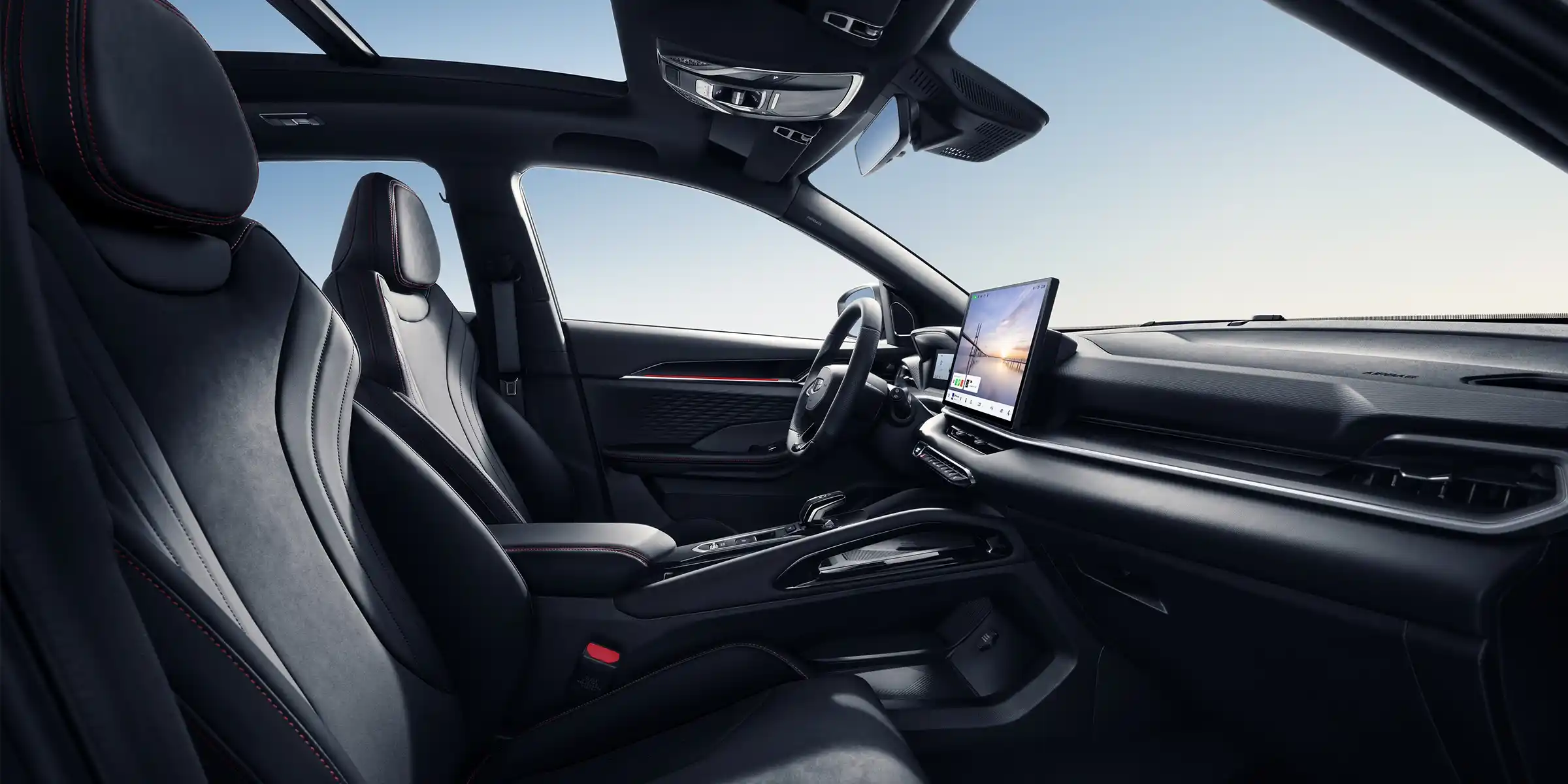 Interior-Front-Space-2400x1200_11zon